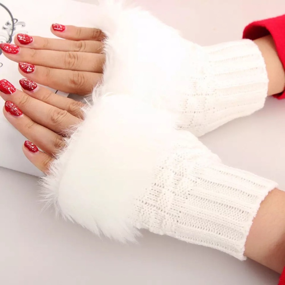 New! Faux Fur Ivory Gloves
